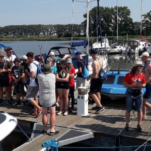 38740212_218640335467768_4930612130706620416_n