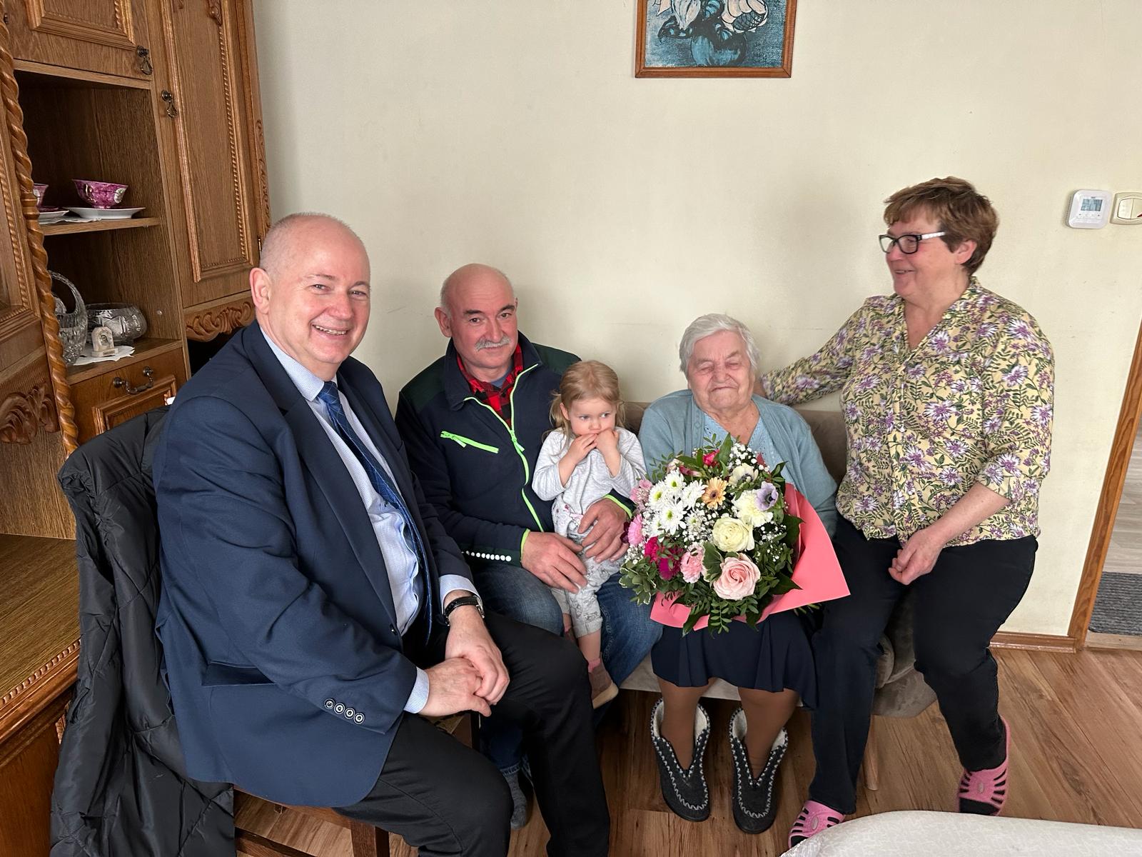 Teraz może żyć jak królowa