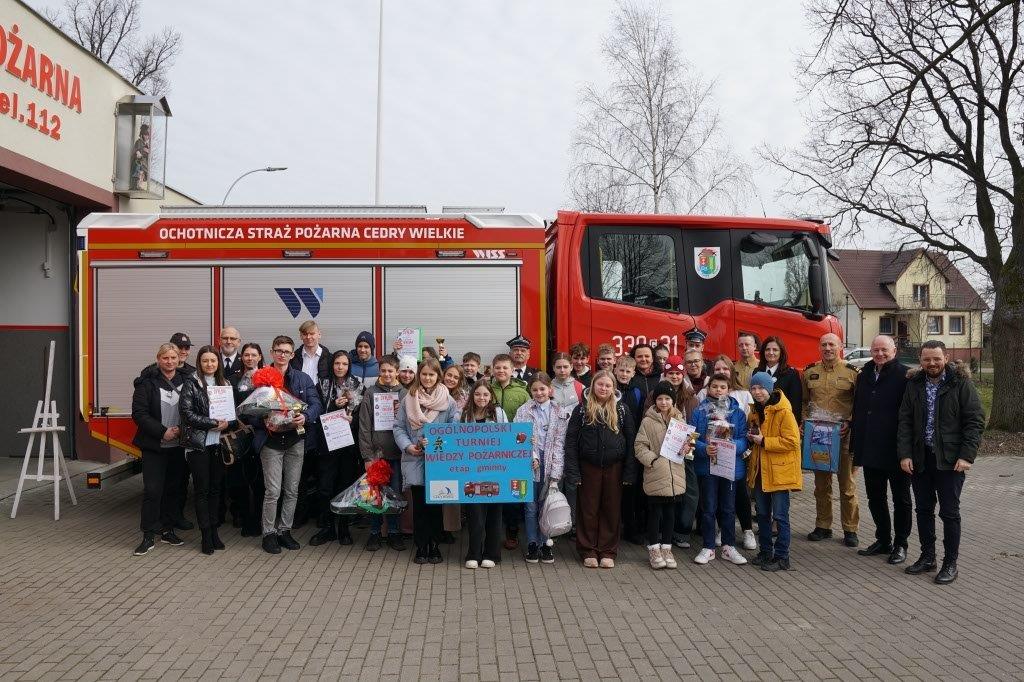 Kajetan i Nataniel najlepsi z wiedzy pożarniczej